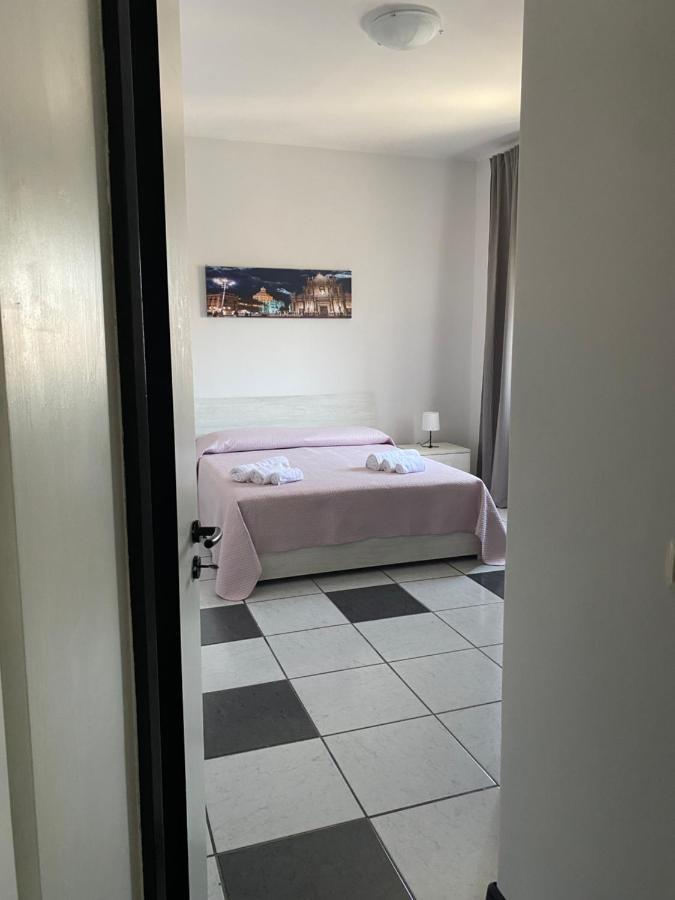Ferienwohnung Il Girasole Catania Exterior foto